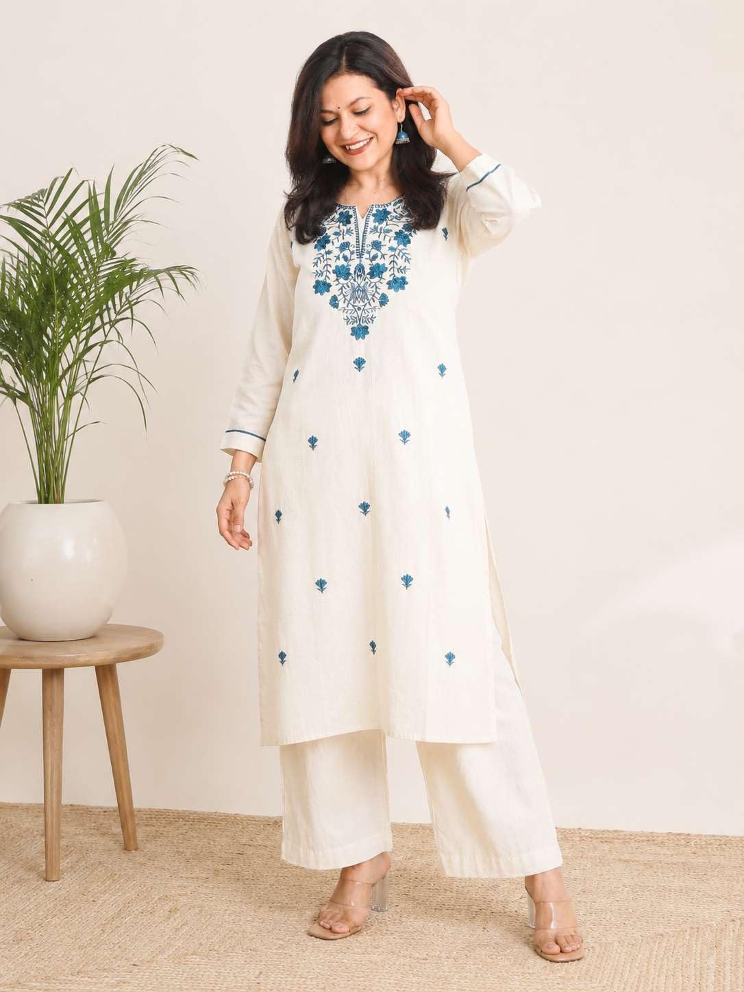AshLova Women's Cotton Solid Flared Straight kurti with Pant